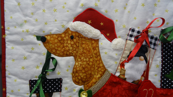 Χριστουγεννιάτικο ημερολόγιο αντίστροφης μέτρησης με σκυλάκια (advent calendar)